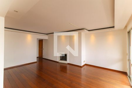 Sala de apartamento para alugar com 3 quartos, 165m² em Vila Sonia, São Paulo