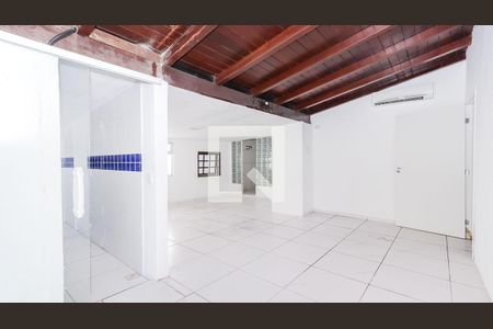 Casa à venda com 4 quartos, 1200m² em Barra da Tijuca, Rio de Janeiro