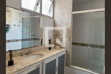 Apartamento à venda com 260m², 3 quartos e 2 vagas