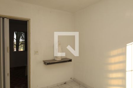 Sala de apartamento para alugar com 2 quartos, 42m² em Conjunto Residencial José Bonifácio, São Paulo