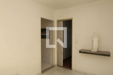 Sala de apartamento para alugar com 2 quartos, 42m² em Conjunto Residencial José Bonifácio, São Paulo