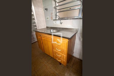 Cozinha de casa para alugar com 2 quartos, 100m² em Vila Gomes, São Paulo