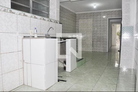 Cozinha de casa para alugar com 3 quartos, 70m² em Vila Renato (zona Norte), São Paulo