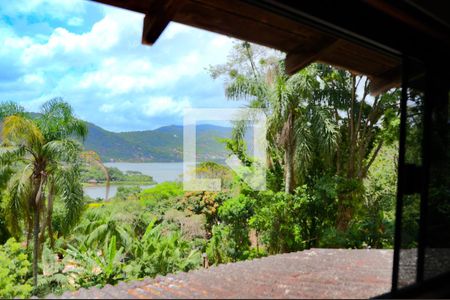 Vista de casa para alugar com 3 quartos, 200m² em Lagoa da Conceição, Florianópolis