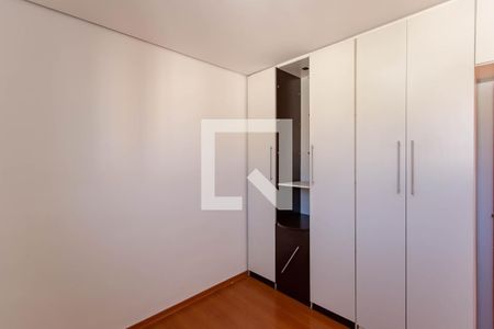 Quarto 2 de apartamento para alugar com 2 quartos, 45m² em São Gabriel, Belo Horizonte