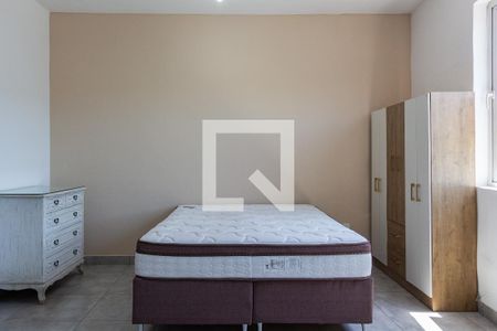 Sala/Quarto de kitnet/studio para alugar com 1 quarto, 37m² em Cavalhada, Porto Alegre