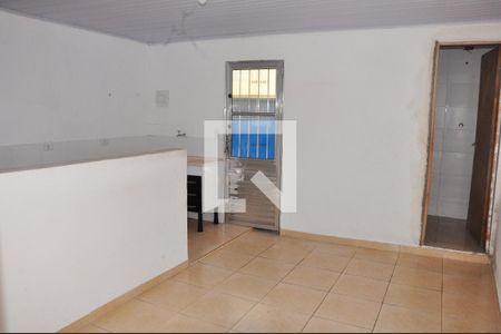 Sala / Cozinha de casa para alugar com 1 quarto, 60m² em Parada Inglesa, São Paulo