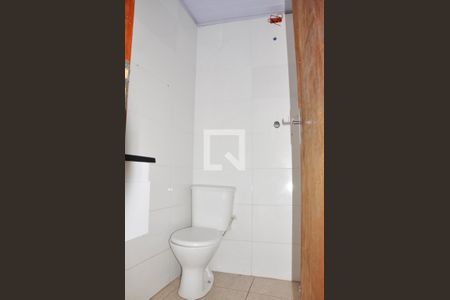 Banheiro Social de casa para alugar com 1 quarto, 60m² em Parada Inglesa, São Paulo