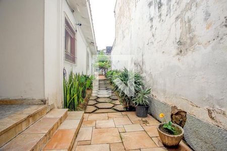 Casa à venda com 3 quartos, 230m² em Mirandópolis, São Paulo