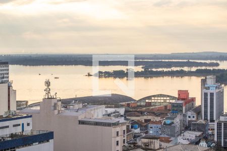 Vista da sala de apartamento para alugar com 2 quartos, 95m² em Independência, Porto Alegre