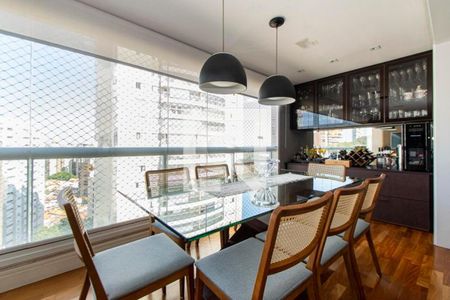 Apartamento à venda com 3 quartos, 125m² em Lapa, São Paulo