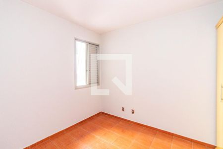Quarto 1  de apartamento à venda com 3 quartos, 70m² em Heliópolis, Belo Horizonte