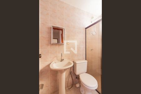 Quarto 1 - Banheiro  de apartamento à venda com 3 quartos, 70m² em Heliópolis, Belo Horizonte