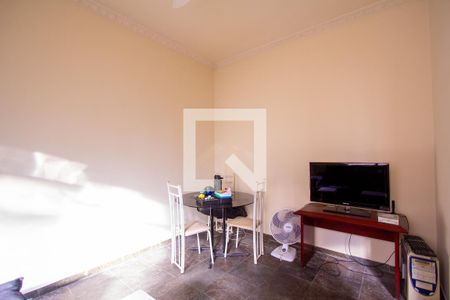 Sala de apartamento para alugar com 2 quartos, 59m² em Centro, Niterói