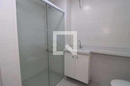 Banheiro de kitnet/studio à venda com 0 quarto, 27m² em Chácara Seis de Outubro, São Paulo