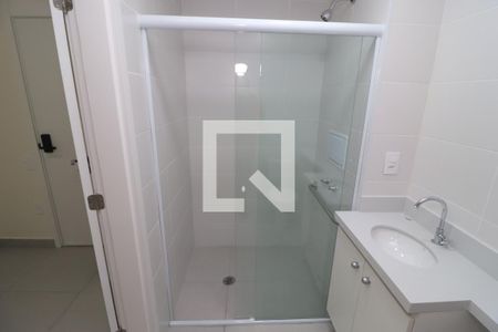 Banheiro de kitnet/studio à venda com 0 quarto, 27m² em Chácara Seis de Outubro, São Paulo