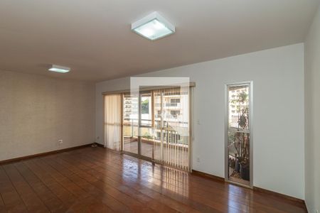 Sala de apartamento para alugar com 4 quartos, 167m² em Centro, Ribeirão Preto