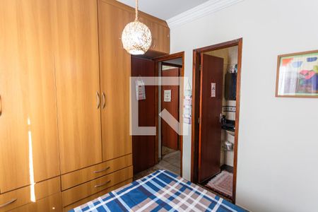 Suíte de apartamento à venda com 2 quartos, 68m² em Sagrada Família, Belo Horizonte