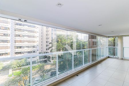 Varanda de apartamento para alugar com 4 quartos, 240m² em Chácara Santo Antônio, São Paulo