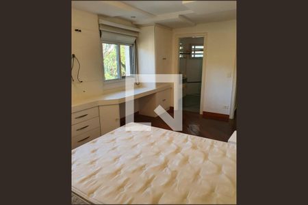 Casa à venda com 1110m², 5 quartos e 10 vagas