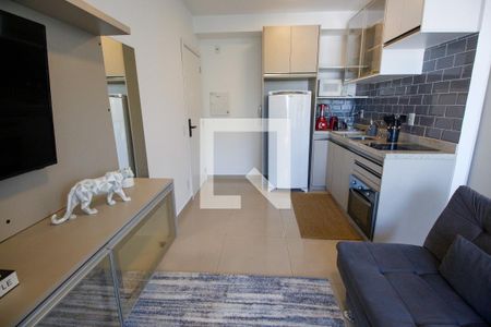 Sala / Cozinha de apartamento para alugar com 1 quarto, 35m² em Real Parque, São Paulo