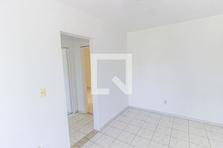 Sala de apartamento para alugar com 2 quartos, 55m² em Jardim Sulacap, Rio de Janeiro