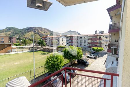 Sala de apartamento para alugar com 2 quartos, 55m² em Jardim Sulacap, Rio de Janeiro