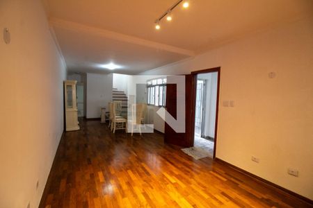 Sala de casa para alugar com 3 quartos, 250m² em Jardim Promissão, São Paulo