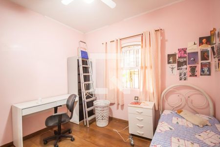 Casa à venda com 450m², 5 quartos e 3 vagas Casa à venda com 450m², 5 quartos e 3 vagasQuarto 3