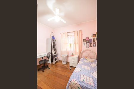 Casa à venda com 450m², 5 quartos e 3 vagas Casa à venda com 450m², 5 quartos e 3 vagasQuarto 3