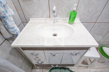 Casa à venda com 450m², 5 quartos e 3 vagas Casa à venda com 450m², 5 quartos e 3 vagasBanheiro 3