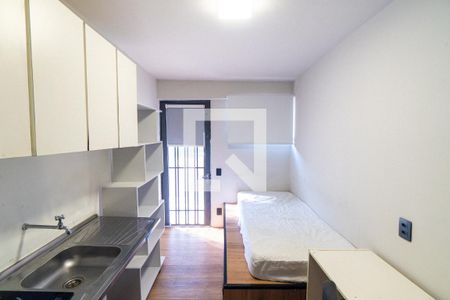 Apartamento para alugar com 12m², 1 quarto e sem vagaKitnet