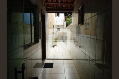 Casa à venda com 2 quartos, 189m² em Jardim Jamaica, Santo André