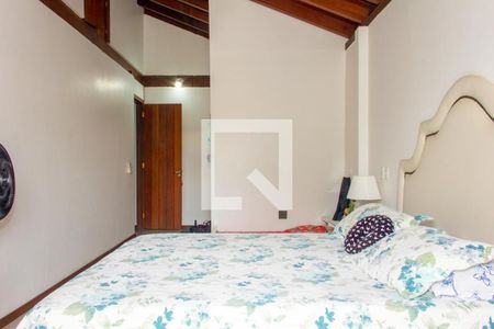 Casa à venda com 4 quartos, 560m² em Camboinhas, Niterói