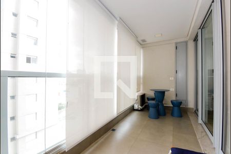 Studio para alugar com 39m², 1 quarto e 1 vaga Studio para alugar com 39m², 1 quarto e 1 vagaVaranda