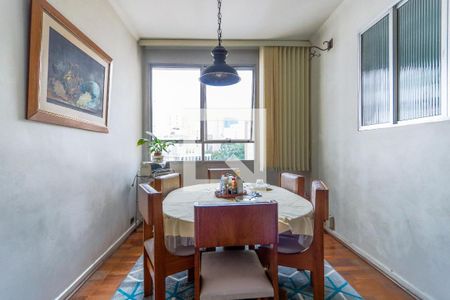 Apartamento à venda com 370m², 4 quartos e 5 vagas