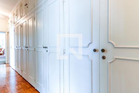 Apartamento à venda com 370m², 4 quartos e 5 vagas