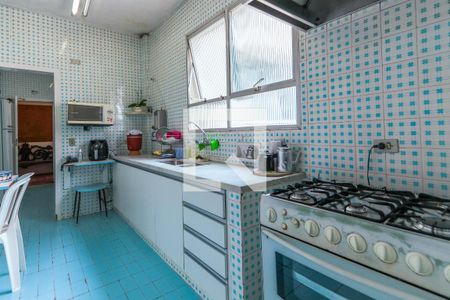 Apartamento à venda com 370m², 4 quartos e 5 vagas