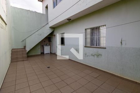 Casa à venda com 175m², 3 quartos e 3 vagas Casa à venda com 175m², 3 quartos e 3 vagasÁrea Externa