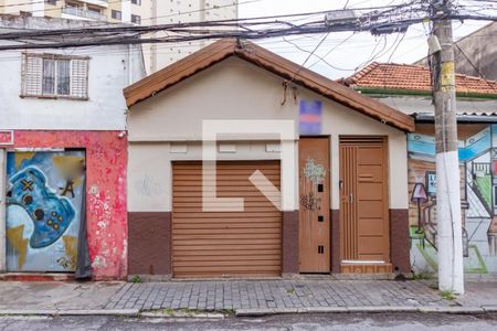 Casa à venda com 275m², 2 quartos e 1 vaga