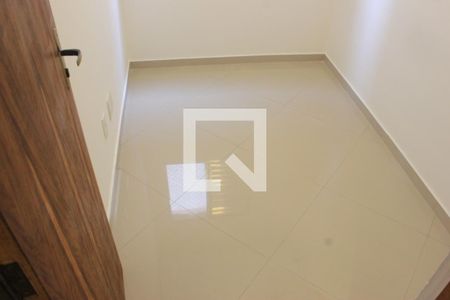 Quarto 1 de apartamento para alugar com 2 quartos, 45m² em Parque Continental, Guarulhos