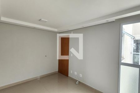 Sala de apartamento para alugar com 2 quartos, 39m² em Parque Santa Rosa, Suzano