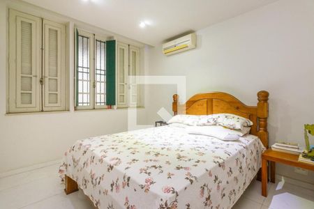 Apartamento à venda com 2 quartos, 80m² em Urca, Rio de Janeiro