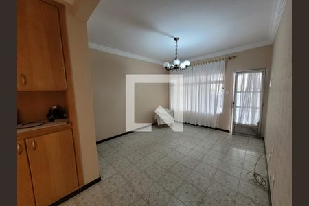 Casa à venda com 3 quartos, 130m² em Vila Bertioga, São Paulo