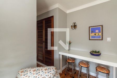 Sala de apartamento à venda com 2 quartos, 77m² em Vila Buarque, São Paulo