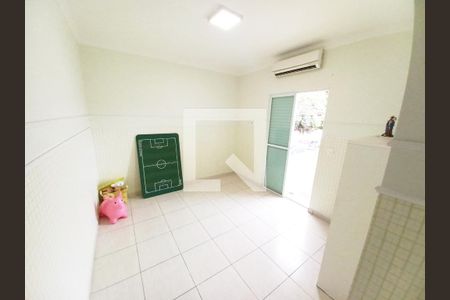 Quarto 1 de casa para alugar com 2 quartos, 160m² em Vila Cascatinha, São Vicente