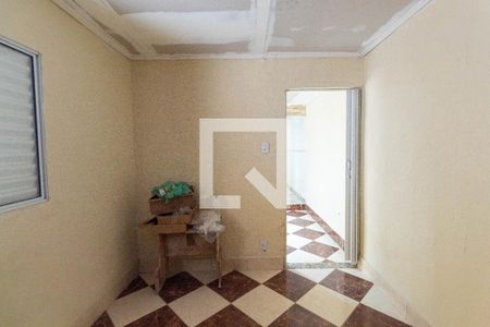 Quarto 1 de casa para alugar com 2 quartos, 100m² em Cangaíba, São Paulo