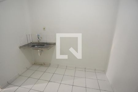 Sala/Cozinha de kitnet/studio para alugar com 1 quarto, 30m² em Taguatinga, Brasília