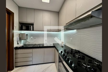 Cozinha de apartamento à venda com 3 quartos, 105m² em Buritis, Belo Horizonte