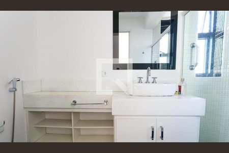 Foto 05 de apartamento à venda com 3 quartos, 129m² em Vila Suzana, São Paulo